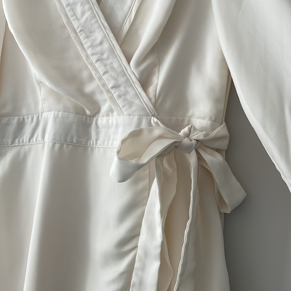 Lulu’s Cream Long Sleeve Faux-Wrap Mini Dress, size SM - Picture 5 of 7